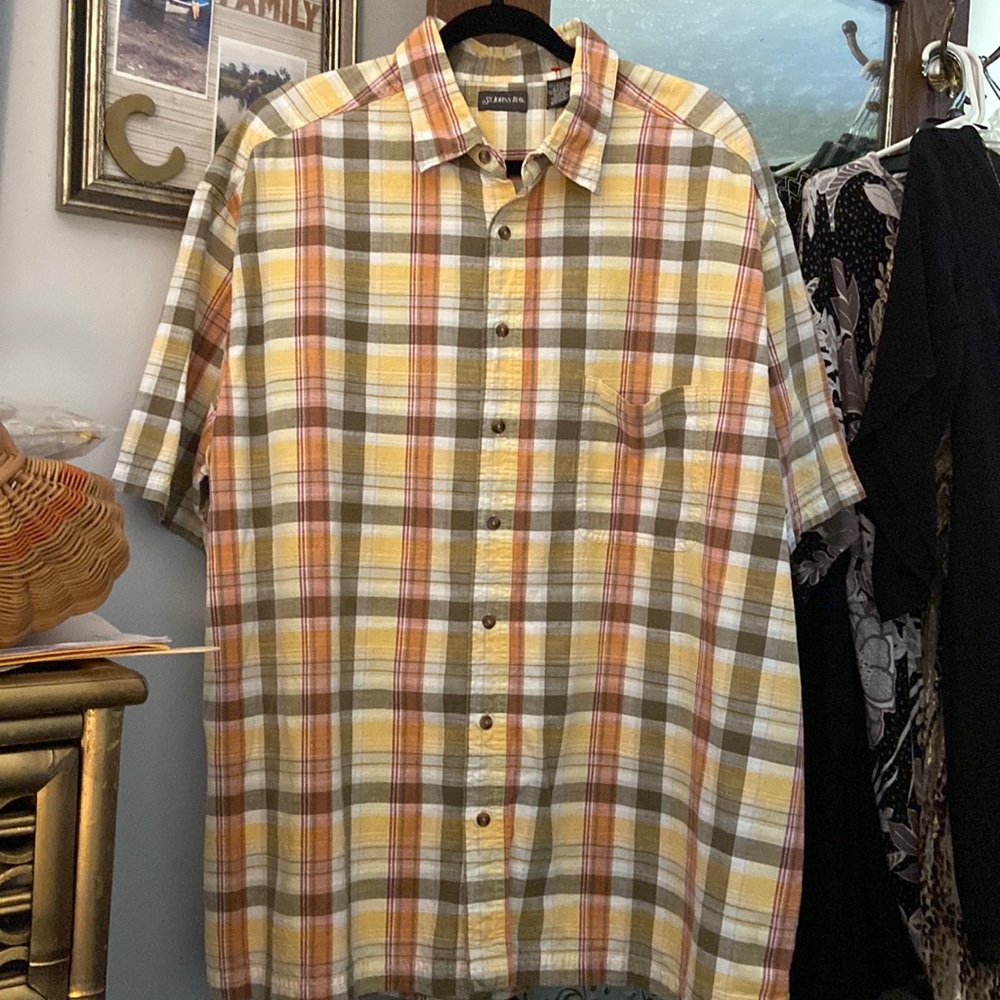2X Large Tall St Joh’s Bay Men’s plaid button down shirt with pocket